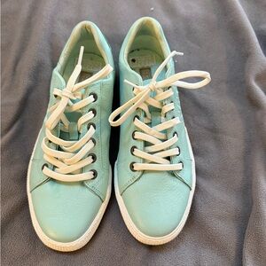 Helly Hansen Mint Green Leather Low-Top Lace-Up Sneakers